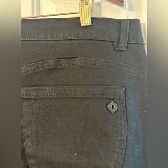 DEMOCRACY 18W Black Ab Technology Freedom Ankle Length Mold & Hold Stretch Jean - Picture 8 of 9